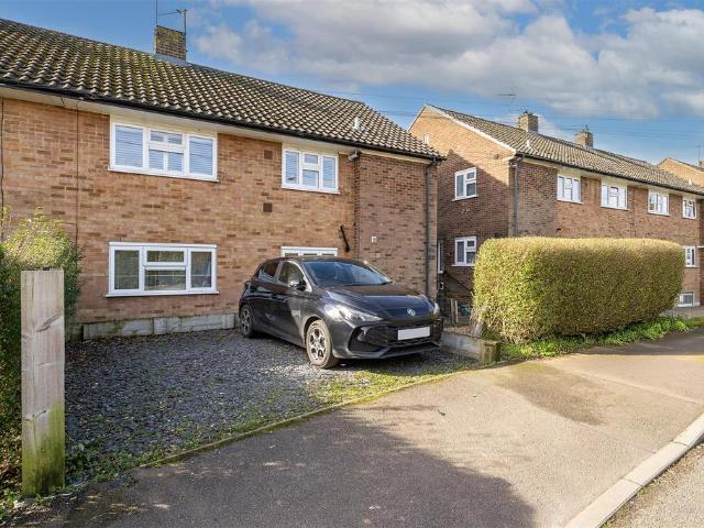 2 bedroom maisonette for sale