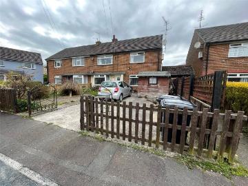 2 bedroom maisonette for sale