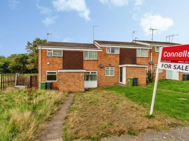 2 bedroom maisonette for sale
