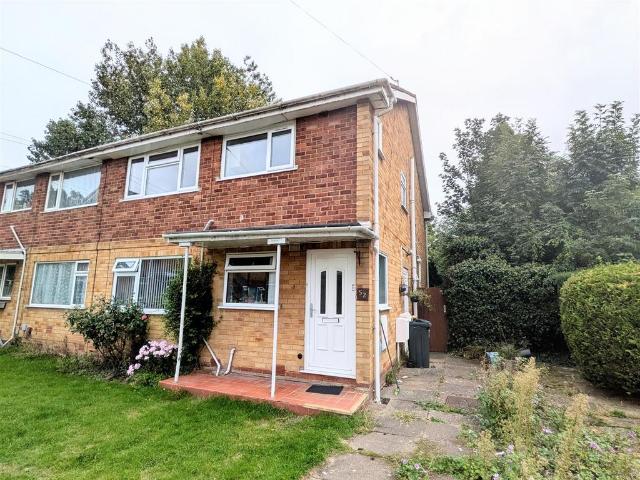 2 bedroom maisonette for sale