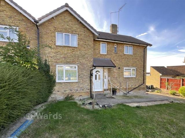 2 bedroom maisonette for sale