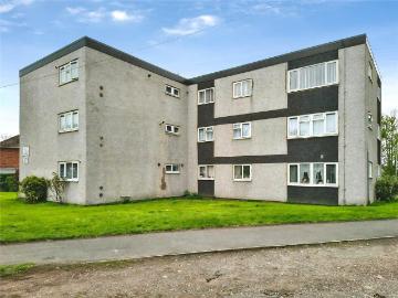 2 bedroom maisonette for sale