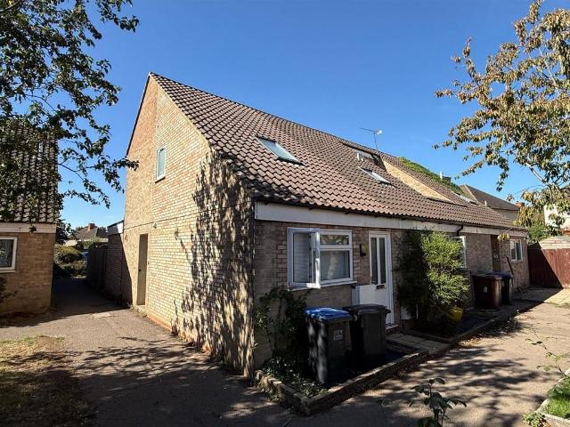 4 bedroom maisonette for sale