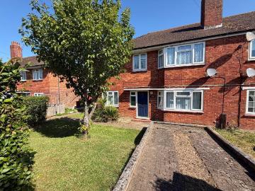 2 bedroom maisonette for sale
