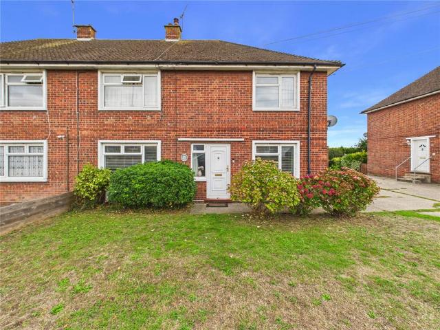2 bedroom maisonette for sale