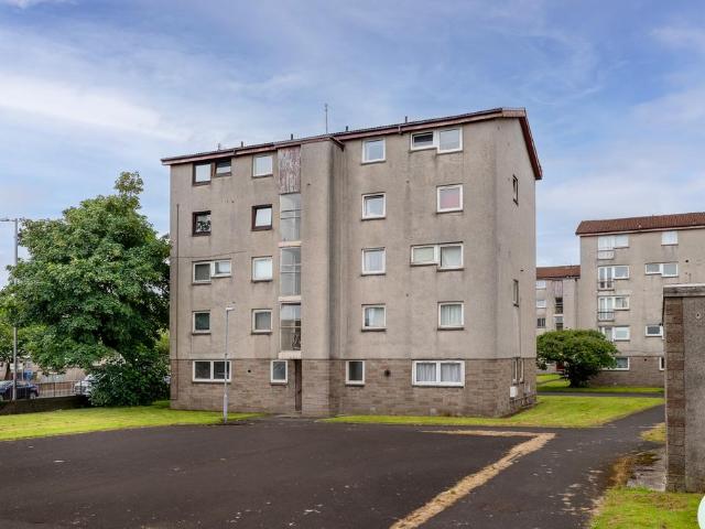 2 bedroom maisonette for sale