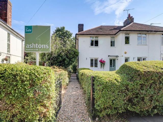 2 bedroom maisonette for sale