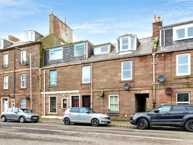2 bedroom maisonette for sale