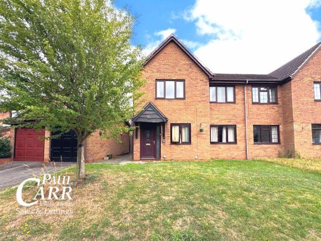 2 bedroom maisonette for sale