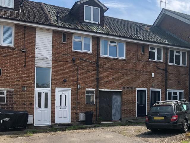 2 bedroom maisonette for sale