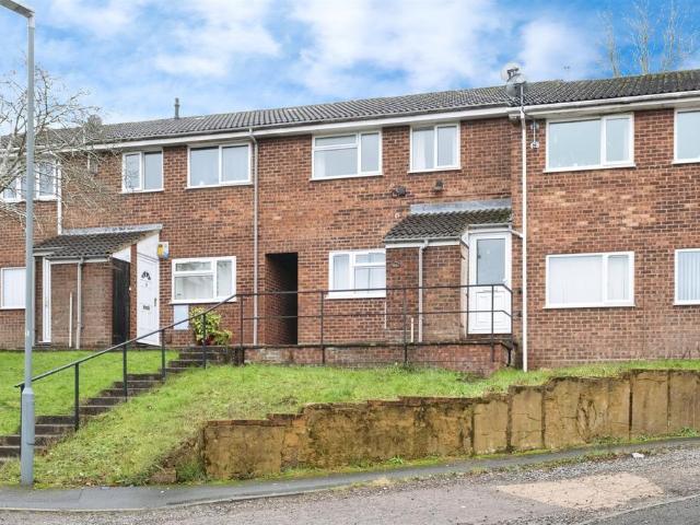 2 bedroom maisonette for sale