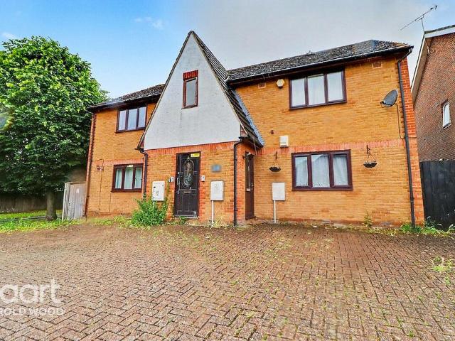 2 bedroom maisonette for sale