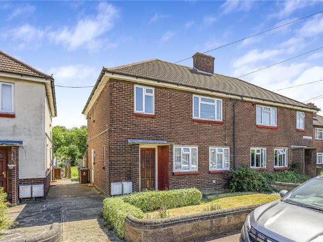 2 bedroom maisonette for sale