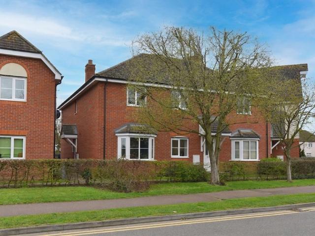 2 bedroom flat for sale