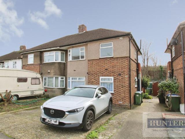 2 bedroom maisonette for sale
