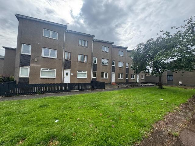 3 bedroom flat for sale