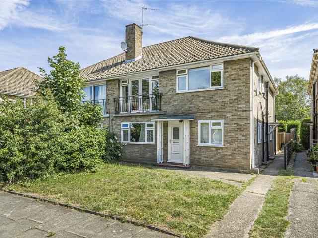 2 bedroom maisonette for sale