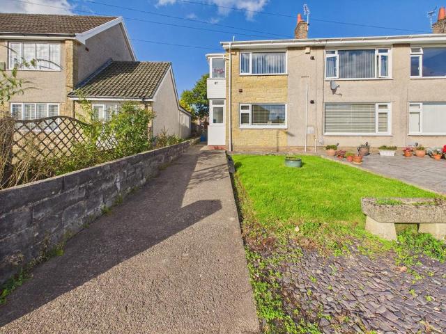 2 bedroom maisonette for sale
