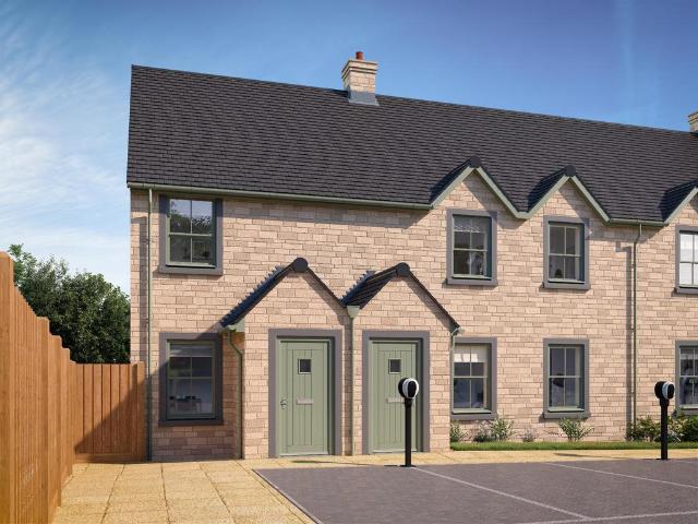 2 bedroom maisonette for sale