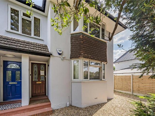 2 bedroom maisonette for sale