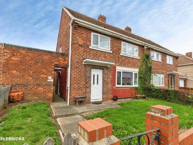 2 bedroom maisonette for sale