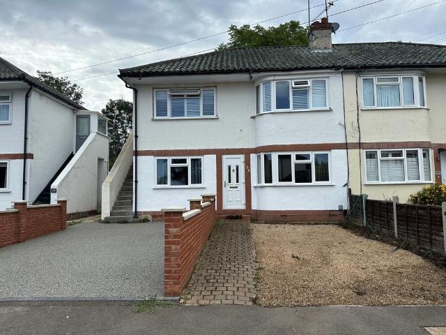 2 bedroom maisonette for sale