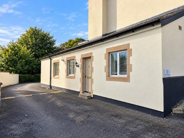 2 bedroom maisonette for sale