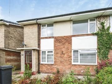2 bedroom maisonette for sale