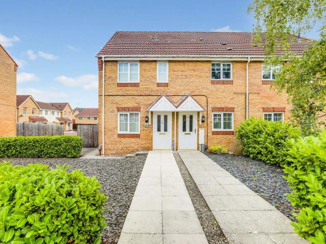 2 bedroom maisonette for sale