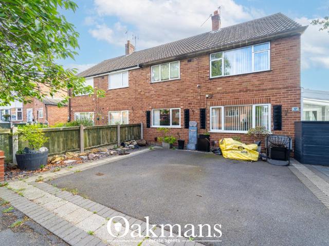2 bedroom maisonette for sale