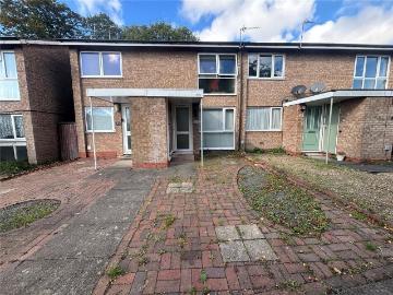 2 bedroom maisonette for sale