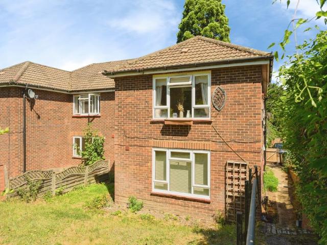 2 bedroom maisonette for sale