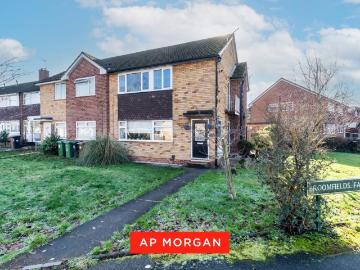 2 bedroom maisonette for sale