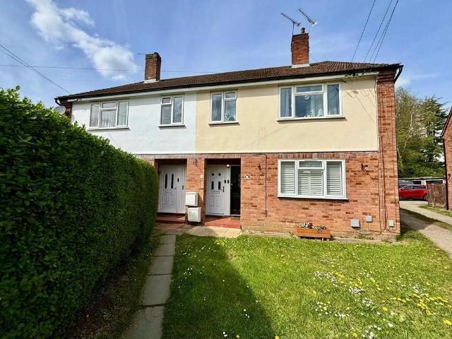 2 bedroom maisonette for sale