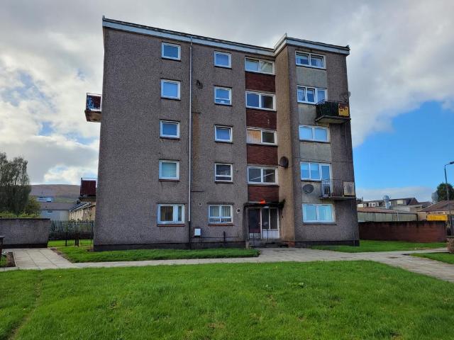 2 bedroom maisonette for sale
