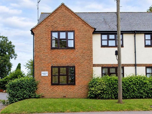 2 bedroom maisonette for sale