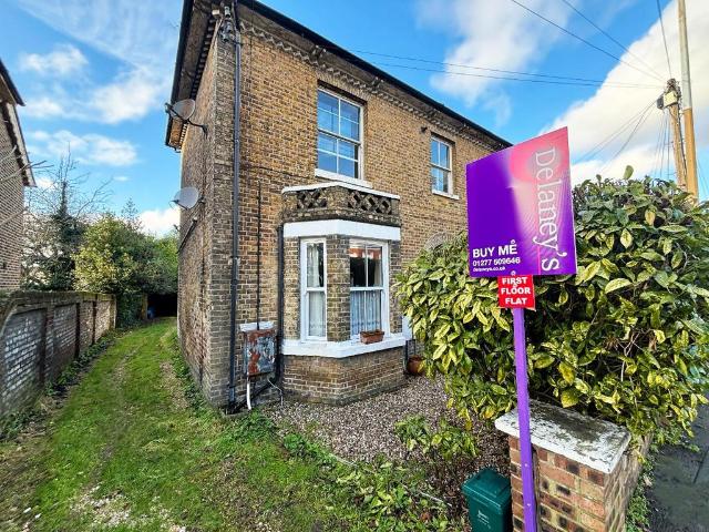 2 bedroom maisonette for sale