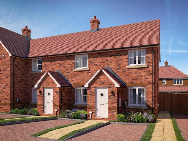 2 bedroom maisonette for sale