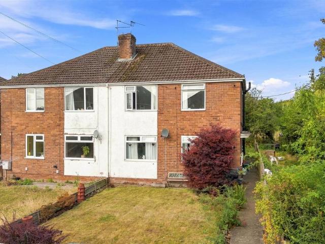 2 bedroom maisonette for sale