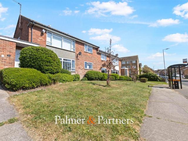 2 bedroom maisonette for sale