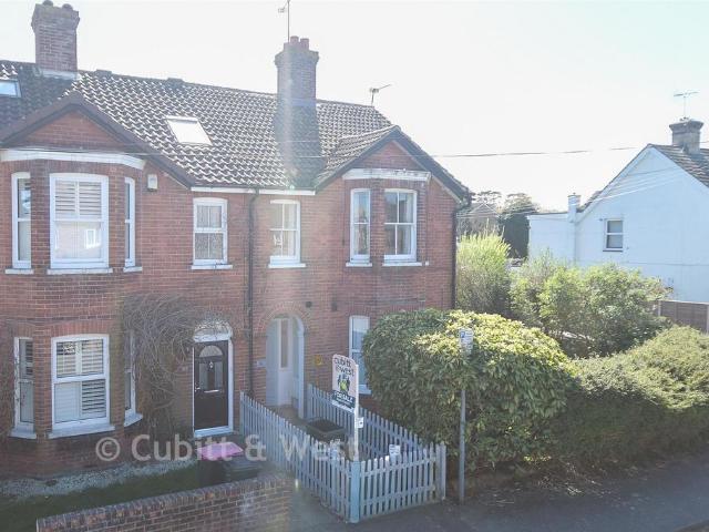 2 bedroom maisonette for sale