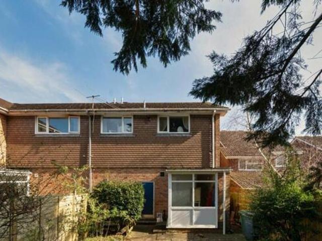 2 Bedroom Maisonette For Sale In Winchester, Hampshire
