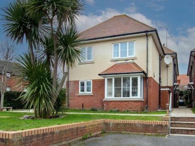 2 Bedroom Maisonette For Sale In Swanage
