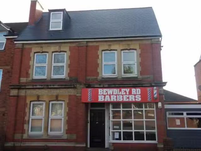 2 bedroom maisonette for rent in Bewdley Road, Kidderminster.