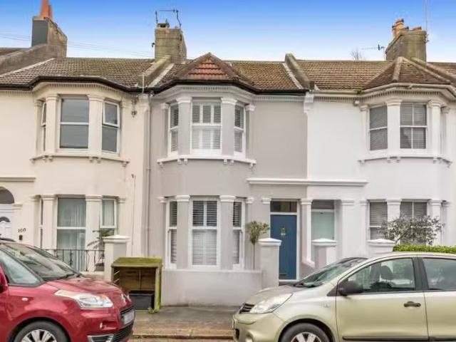 2 bedroom maisonette for rent in Coleridge Street, Hove, BN3
