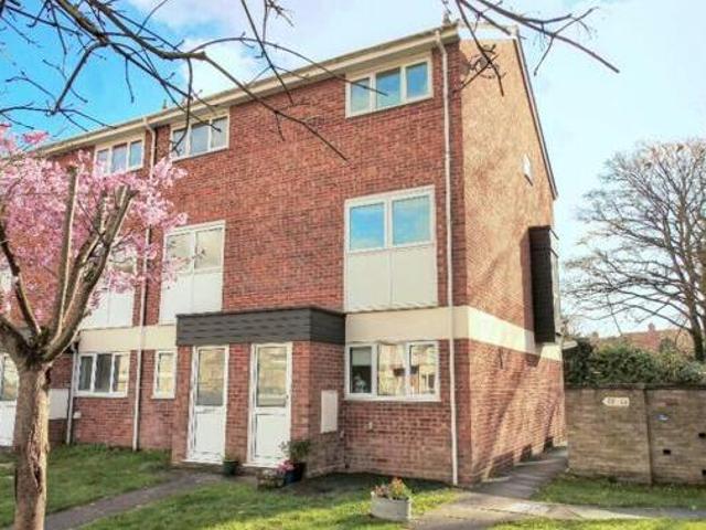 2 Bedroom Maisonette For Rent In Halesworth, Suffolk