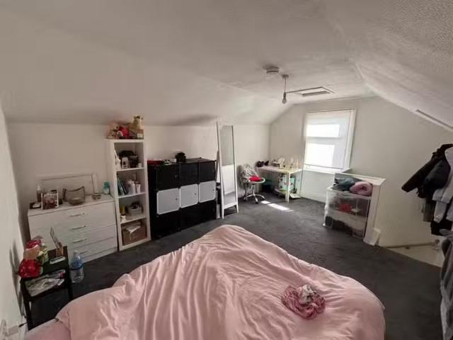 2 bedroom maisonette for rent in Lewes Road, Brighton, BN2