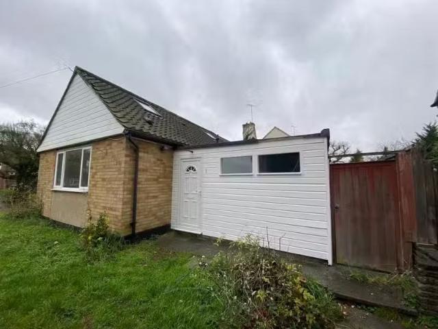 2 bedroom maisonette for rent in Oak Green, Billericay, CM11