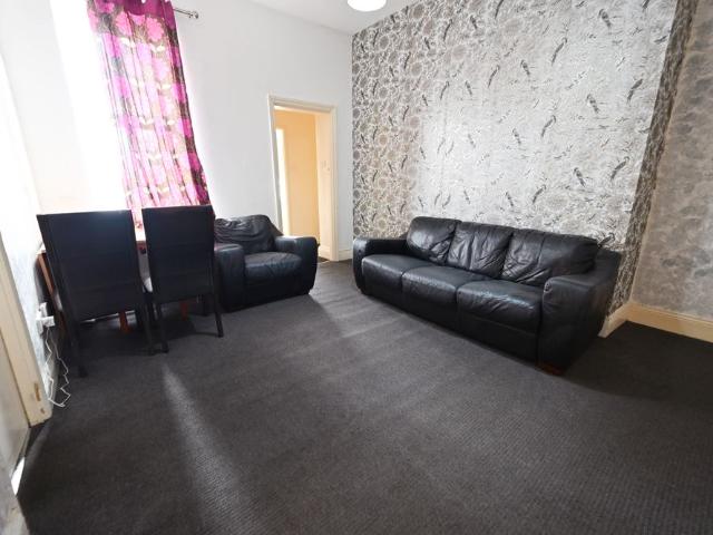 2 bedroom Maisonette for rent On Elswick Road, Elswick, Newcastle Upon Tyne, Tyne and Wear, NE4 8DY