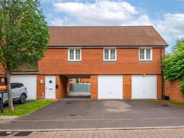 2 Bedroom Maisonette Flat